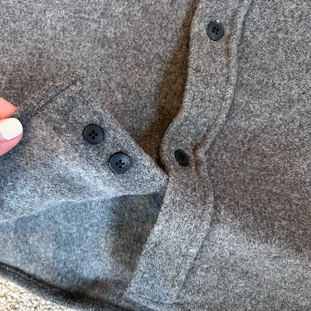 J. Peterman Wool and Cashmere Blend Button Down Grey Shirt. Thick. Outdoor. XL - Picture 6 of 11